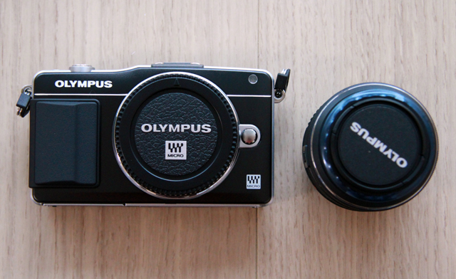 OLYMPUS PEN mini E-PM2 レビュー OM-D画質のミラーレス一眼 | prototype
