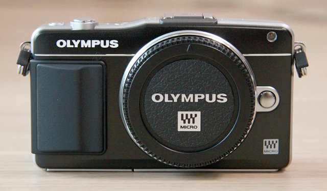OLYMPUS PEN mini E-PM2 レビュー OM-D画質のミラーレス一眼 | prototype