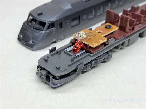 787系「アラウンド・ザ・九州」が入線しました。KATO 10-1540 7両