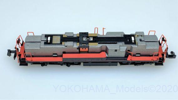 DE10 1195号機 JR九州仕様（登場時）が入線しました。KATO 7011-A