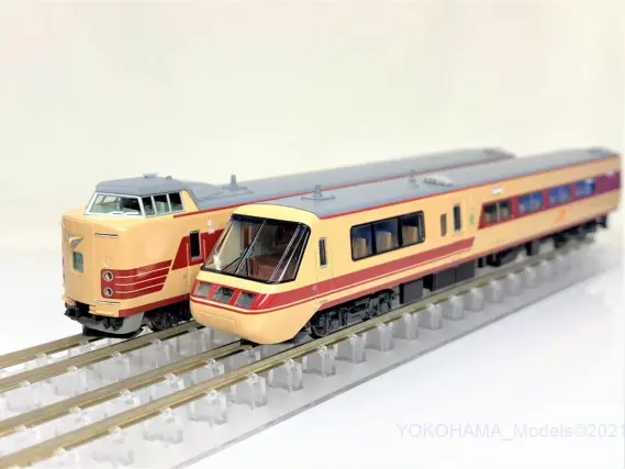 381系「パノラマしなの」登場時仕様が入線しました。KATO 10-1690 6両