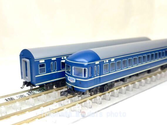 20系 寝台特急「あさかぜ」初期編成 が入線です。 KATO 10-1725 10