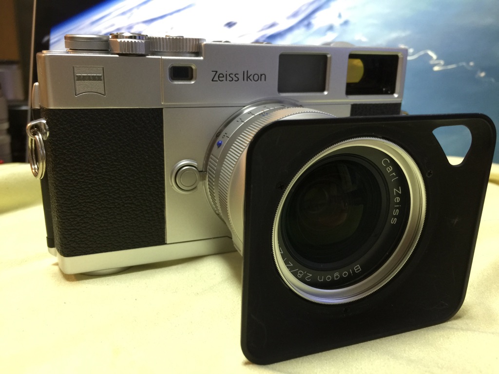 Zeiss Ikon ZM Carl Zeiss Cosina - 晴れ時々ジャズ、雨のちカメラ