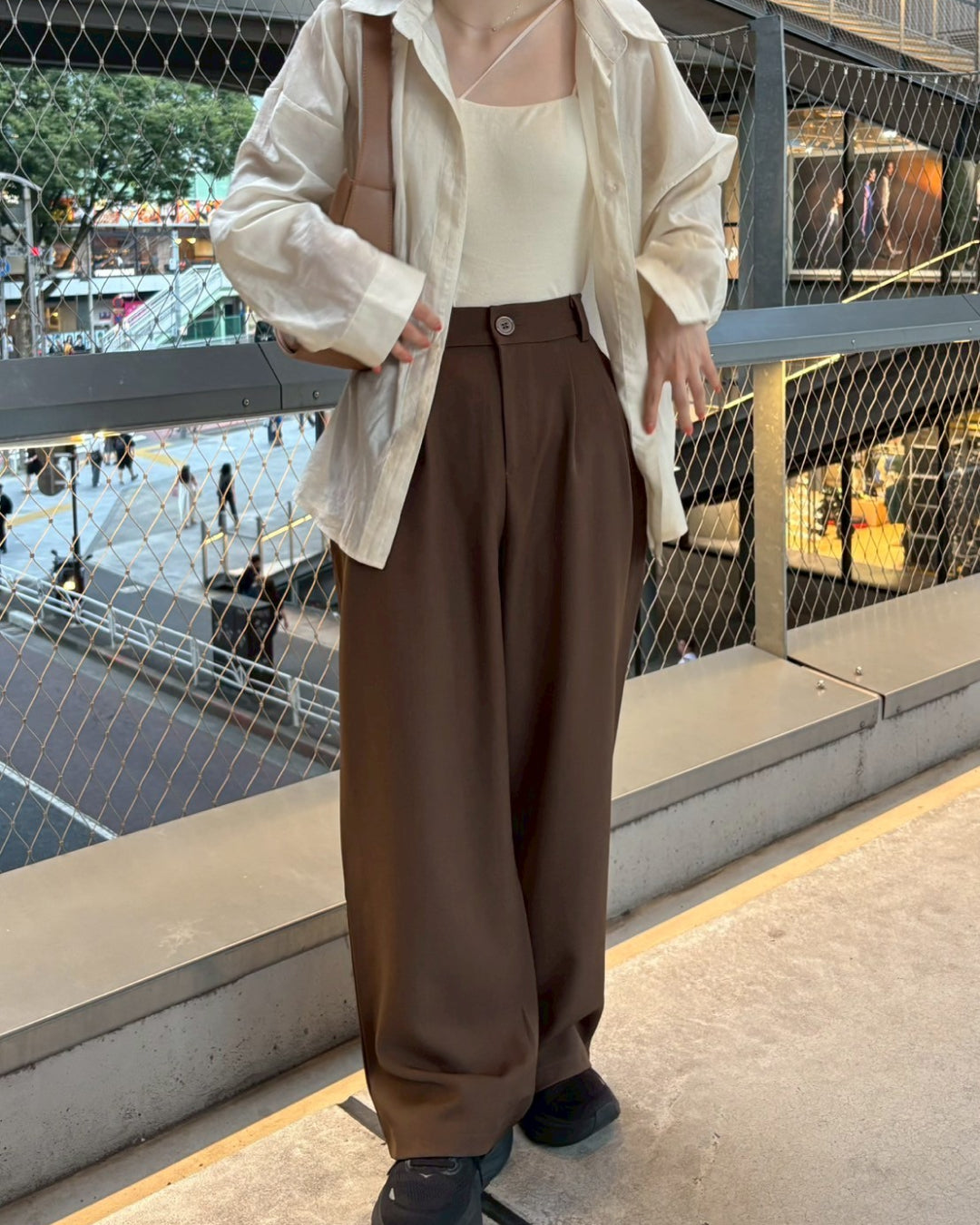 ブラウンストレートワイドスラックス CM0050 – YOLO（ヨロ