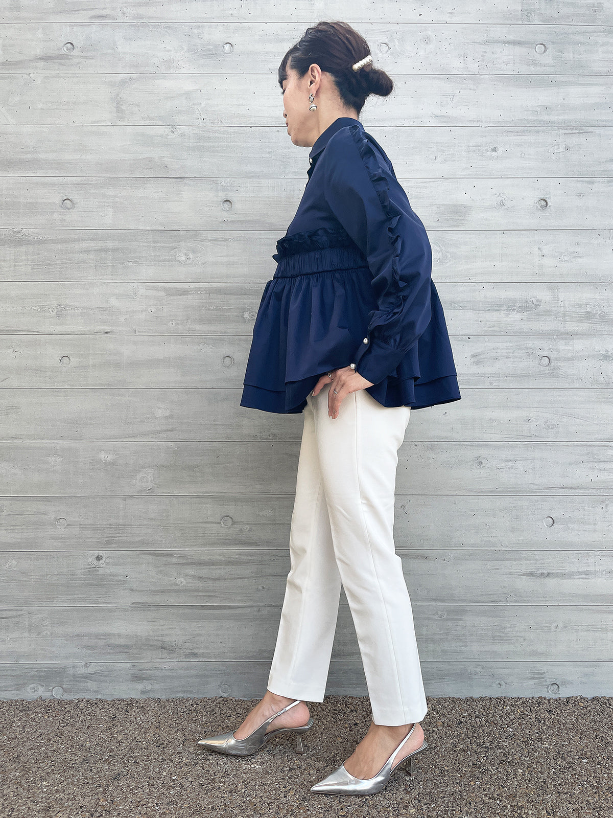 Peplum Frill Blouse Navy / ペプラムフリルブラウス ネイビー – youa