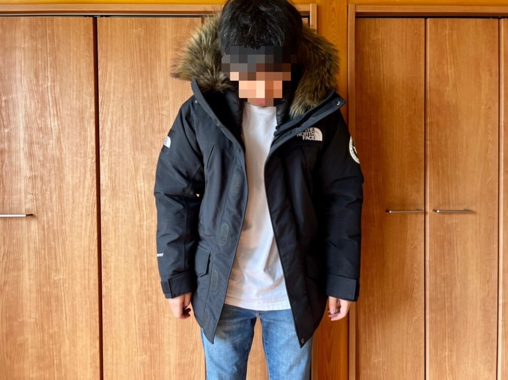 最強ダウン！「アンタークティカパーカ」は暑い？サイズ感や使用感など