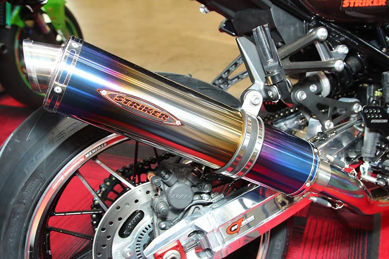 ストライカー発・Z900RS用フルエキゾーストがデビュー！│WEBヤング