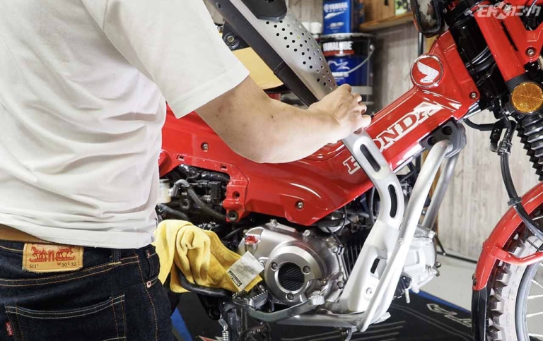 CT125ハンターカブカスタム：大物パーツ＝マフラー交換の巻