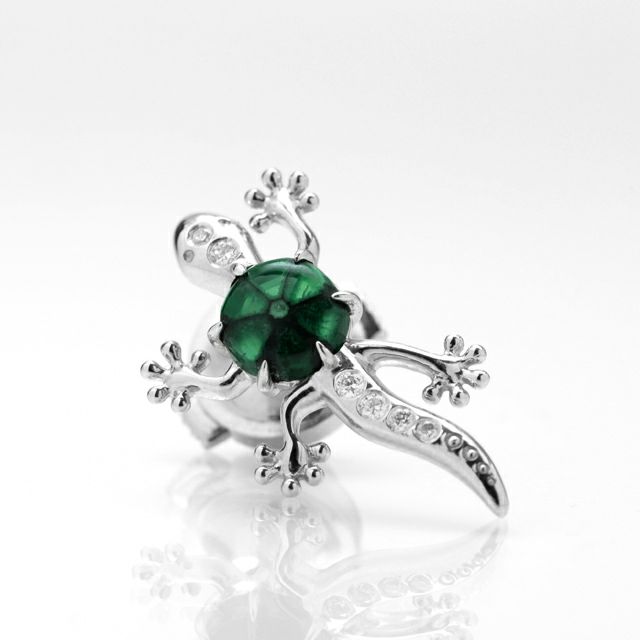 コロンビア産エメラルドトラピッチェ0.727ctプラチナヤモリブローチ