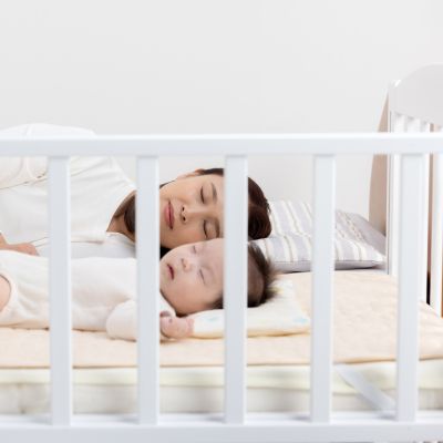 ツーオープンベッド b-side | 国産ベビーベッド製造メーカー ヤマサキ