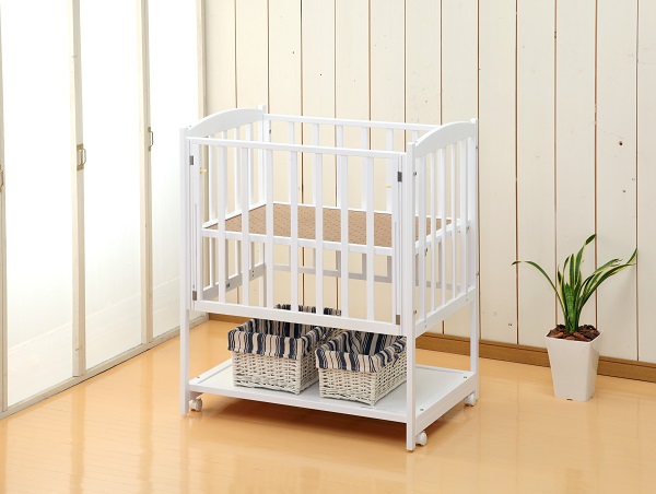ミニベビーベッド ミニタチベッド（ホワイトF）」について｜カトージの商品