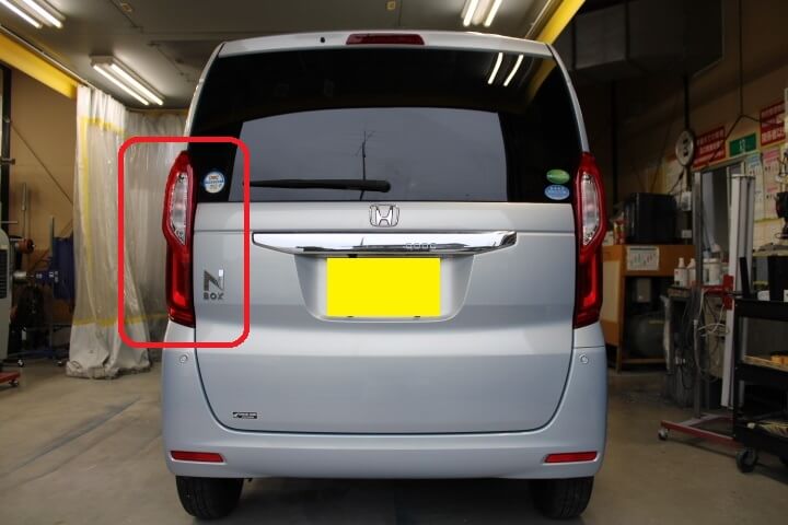 ホンダ JF3 NBOX テールランプ取り外し方 - Y'sボディーブログ｜長野