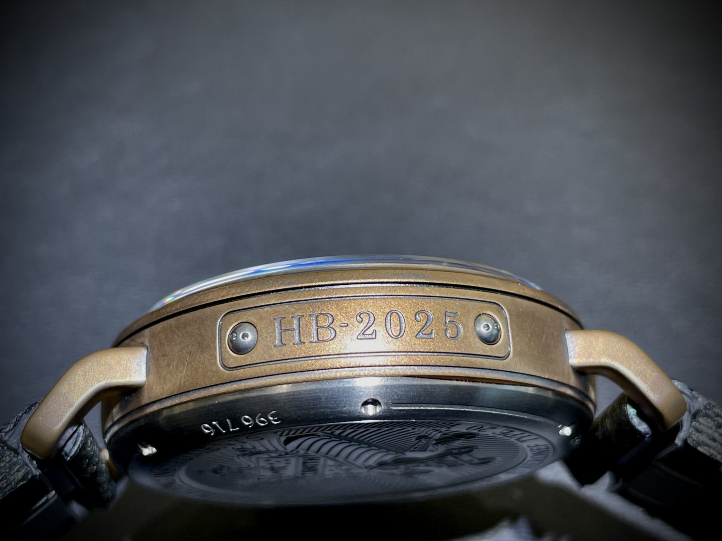独特なヴィンテージ感を放つブロンズ製ケース！！『パイロット タイプ