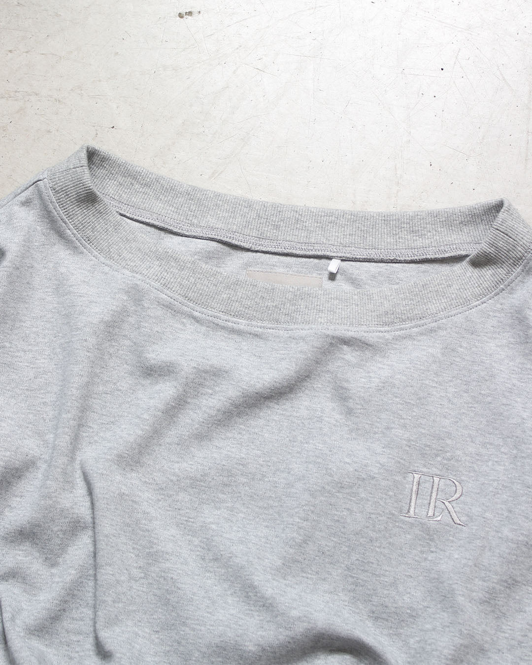 LIBEIRO×鈴木亜美コラボトップス