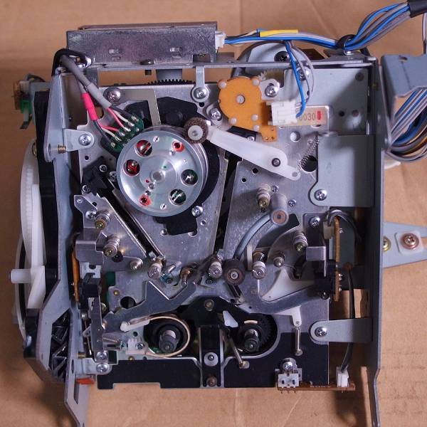 SONY] DTC-55ES(1990年発売)のレビューと修理 [DAT] – nakamura