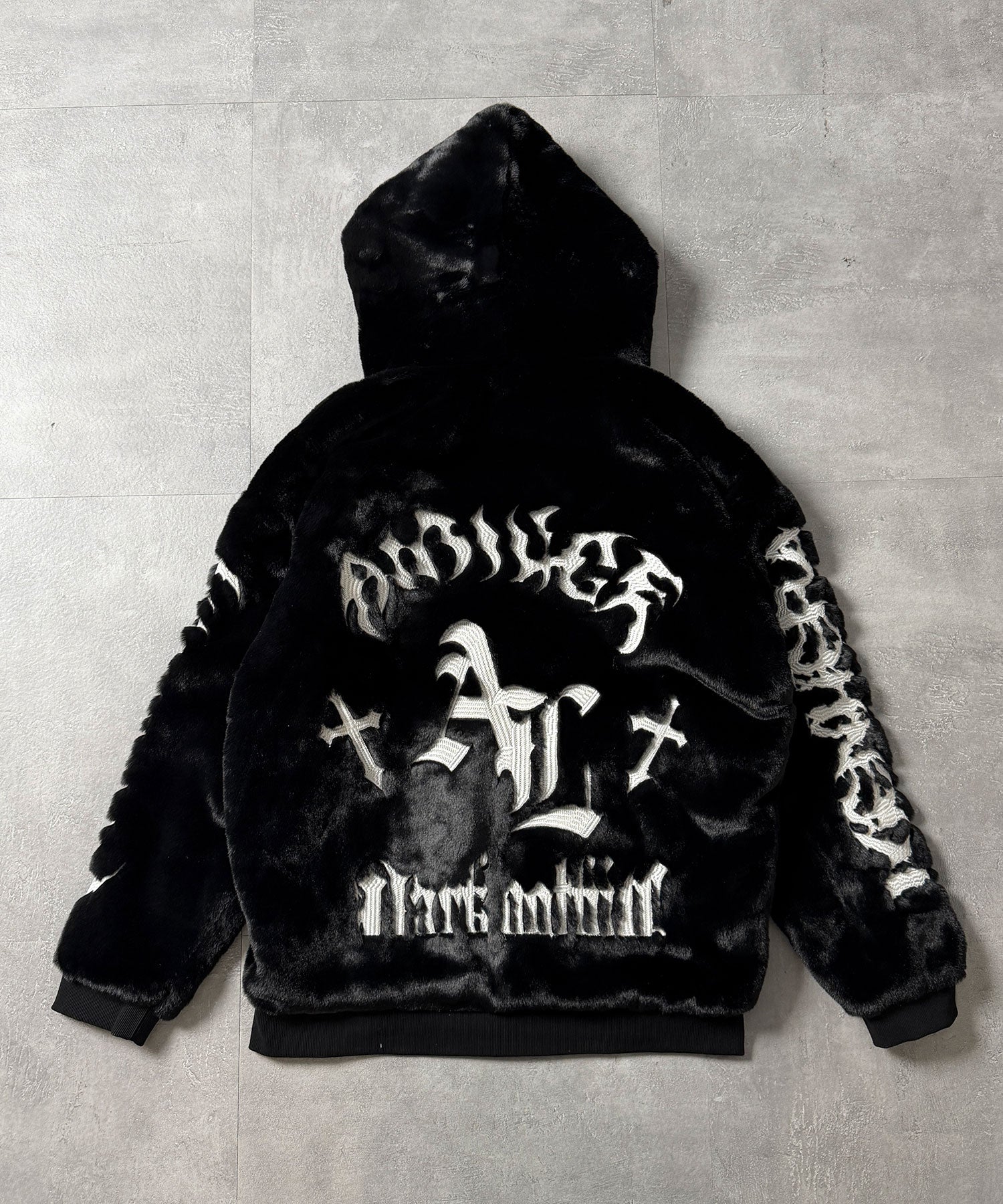 ロゴ刺繍ファーZIPコート– A AM STUDIO