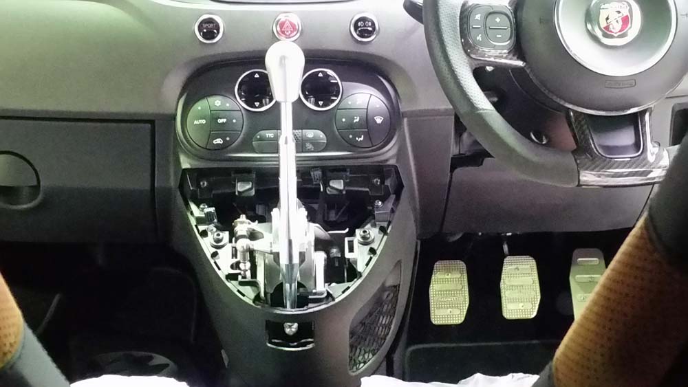 CAE ULTRA SHIFTER｜フィアット・アバルトのことならTRUCCO（トゥルッコ）