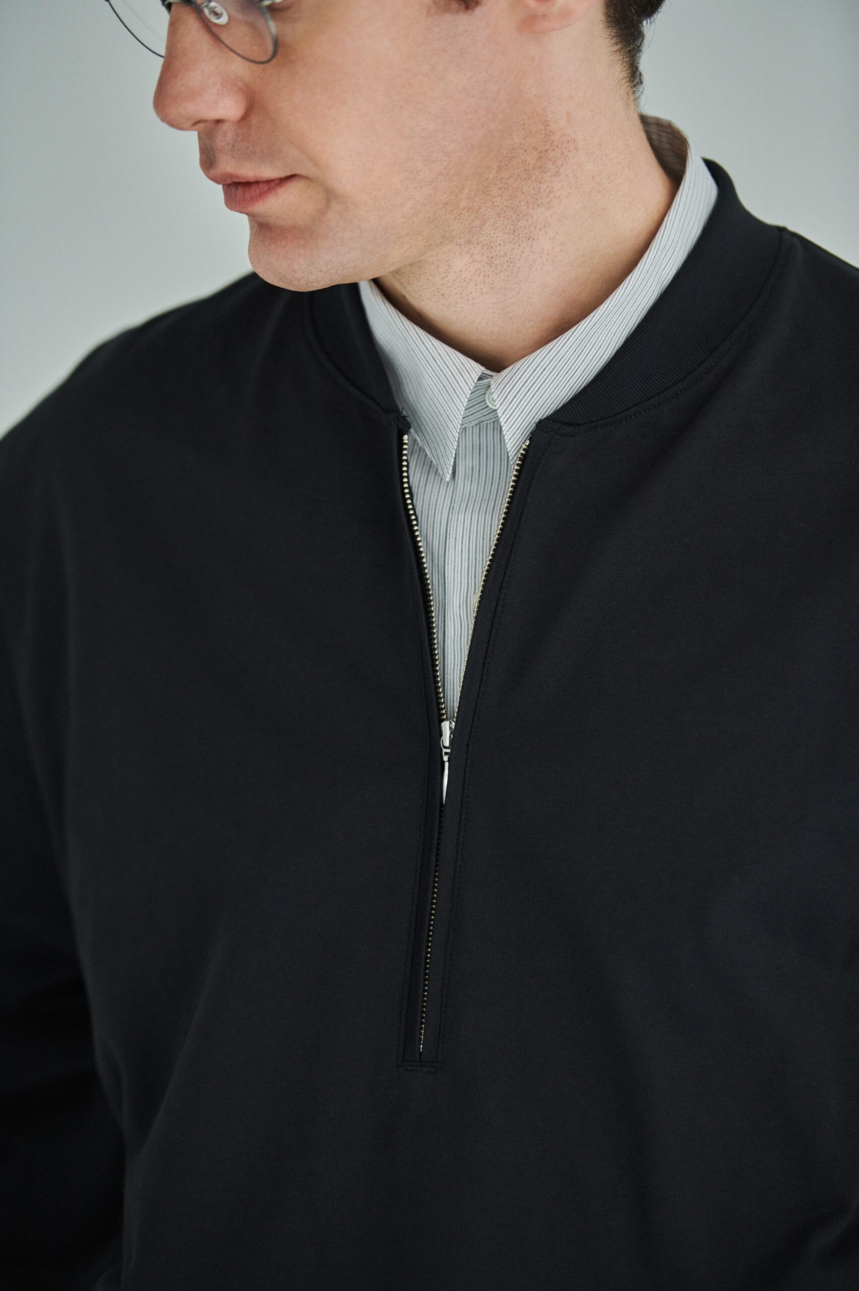 STILL BY HAND ライトな生地感のハーフジッププルオーバー | ACOO TOKYO