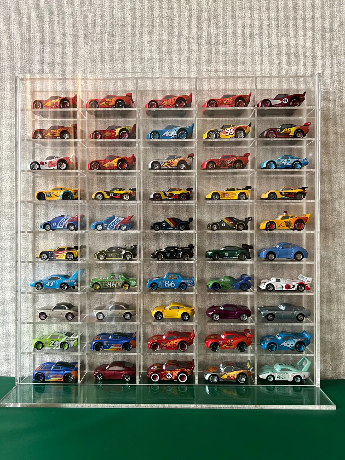 アクリルケースのオーダーメイドなら有限会社エース工房 | モノづくり