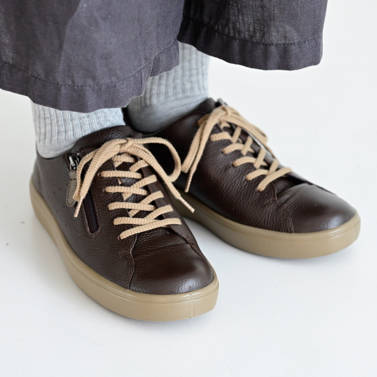 アキレス・ソルボ C 429 コーヒー｜牛革3E ファスナー付きシューズ