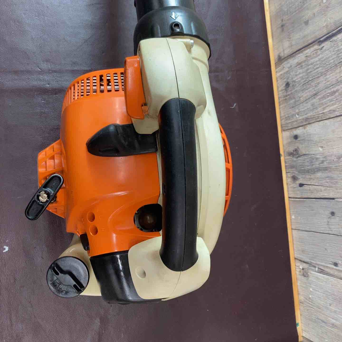 中古品】スチール(STIHL) エンジンブロア BG86C 送風機 2サイクル