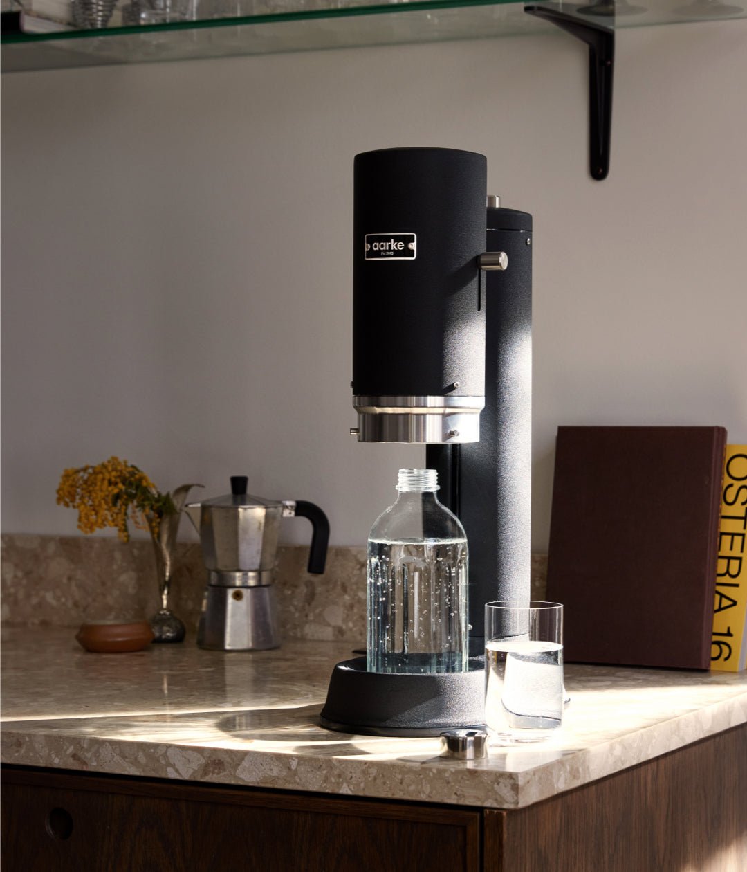 Carbonator Pro Matte Black Re-Crafted - Sparkling Water Maker