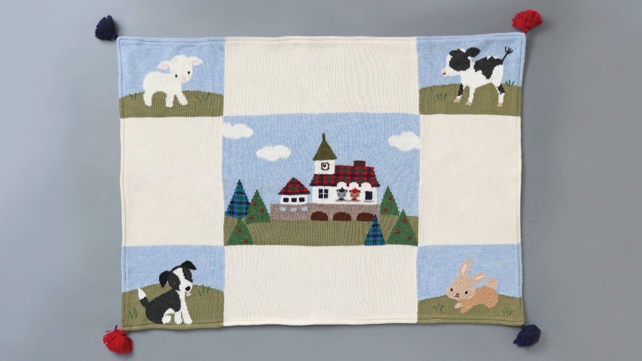 ノベルティプレゼント☆】冬をあたたかく過ごすファミリアのニット