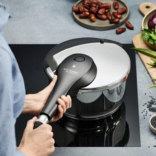 WMF圧力鍋の最上級シリーズ「パーフェクトプレミアム圧力鍋」9月1日