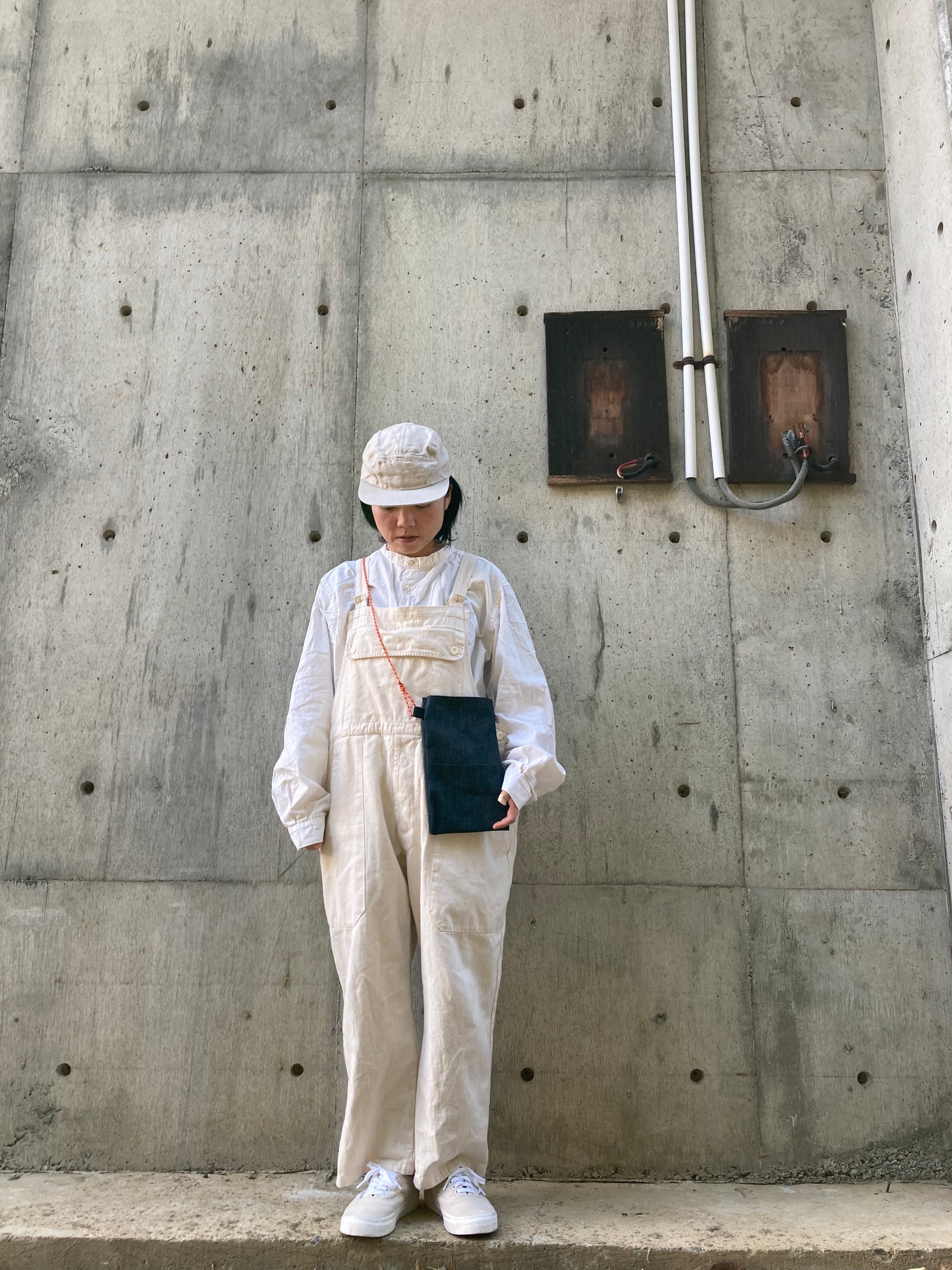 ミニバッグショルダー（紺色ボディとオレンジ紐） – AGLUCA