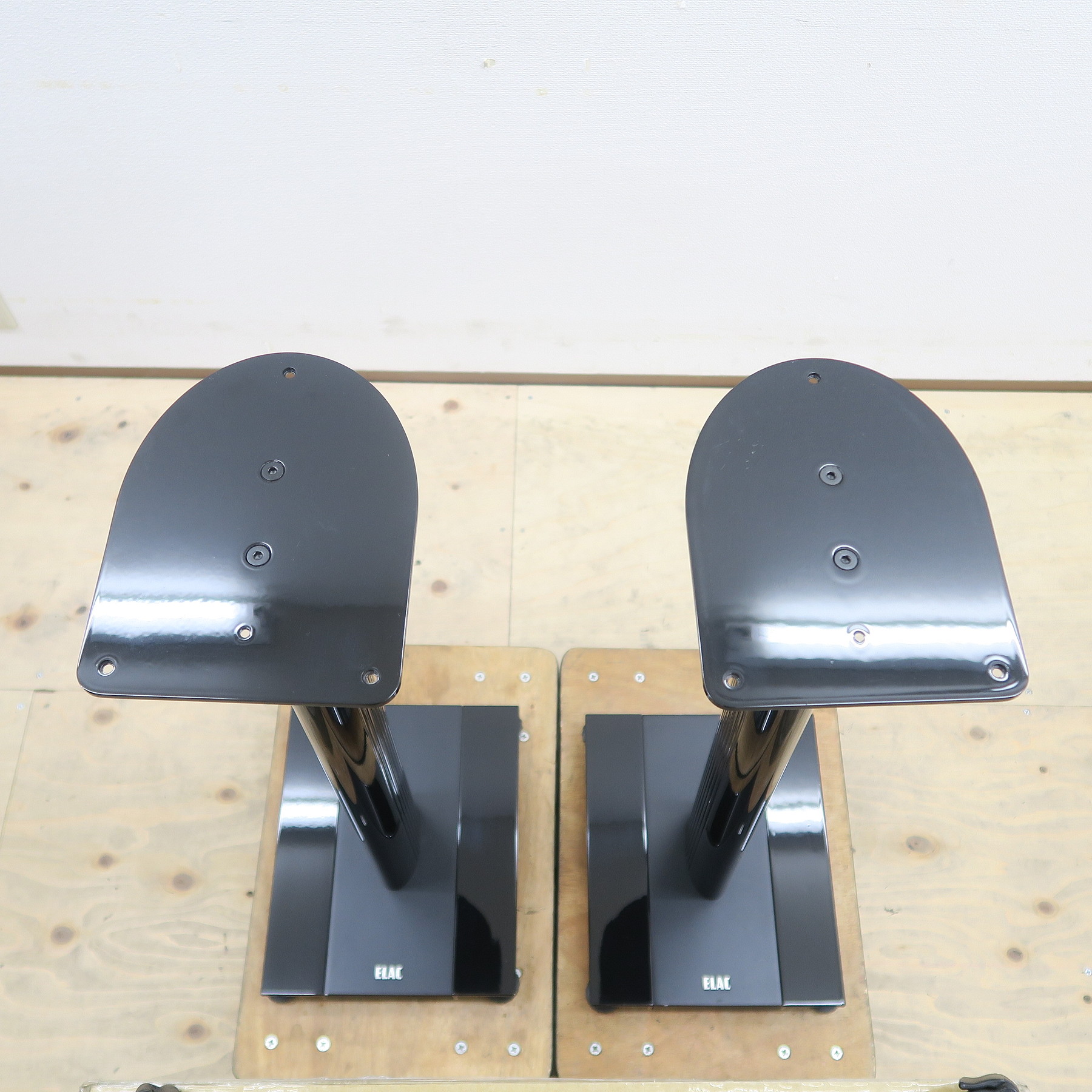 Bランク】エラック ELAC LS STAND 70 スピーカースタンドペア @53289