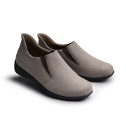 160膝楽パンプスオールウェザー | AKAISHI 公式通販