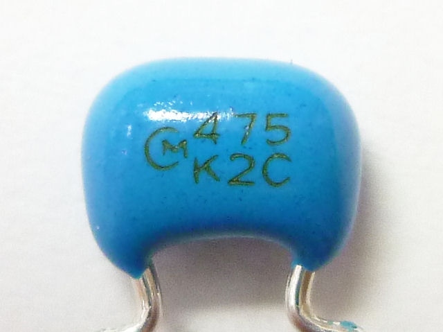 積層セラミックコンデンサー 4.7μF25V X7S 5mm: 受動部品 秋月電子通商