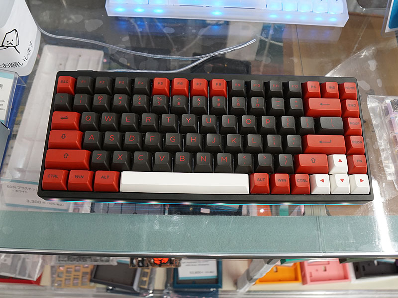 はんだ付け不要の75%キーボード自作キット「KBD75 V3.1 Mechanical