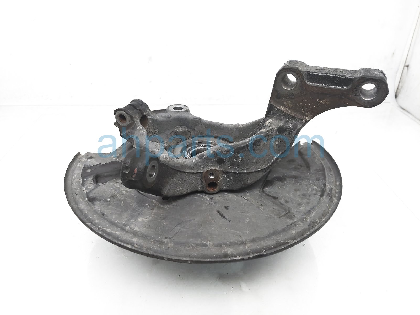 Sold 2017 Nissan Sentra Front Passenger Spindle Knuckle Hub 40014