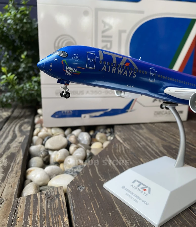 Aviation Aircraft Model ITA Airways Airbus A350-900 1:200