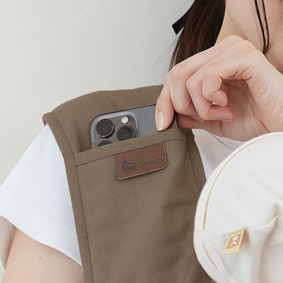 エアリコ抱っこ紐「プレミアム」グレイッシュブラウン | AIRRICOBABY