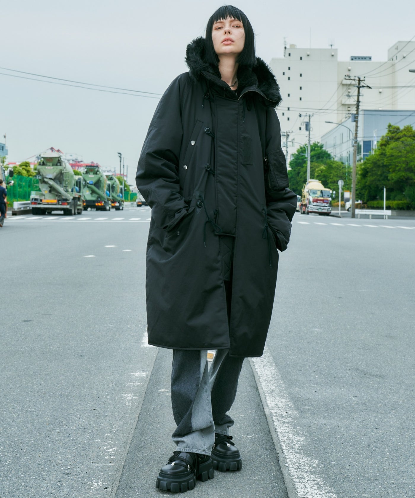 AIVER ライトソールレースブーツ