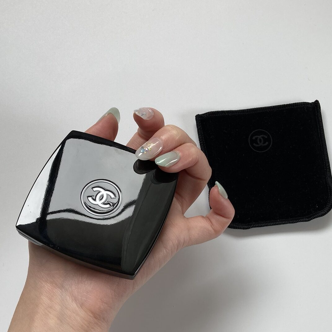 シャネルのギフトなら外さない！貰ってうれしいミラー ミロワール