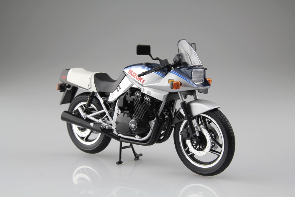 SUZUKI GSX1100S KATANA SD（青／銀） - AOSHIMA SCALE MODEL LINEUP