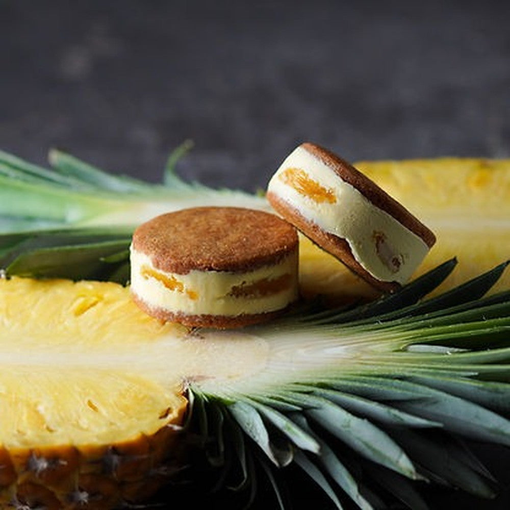 ギフトカード】LIFE IS PATISSIER バターサンド ギフトカード – AOYAMA