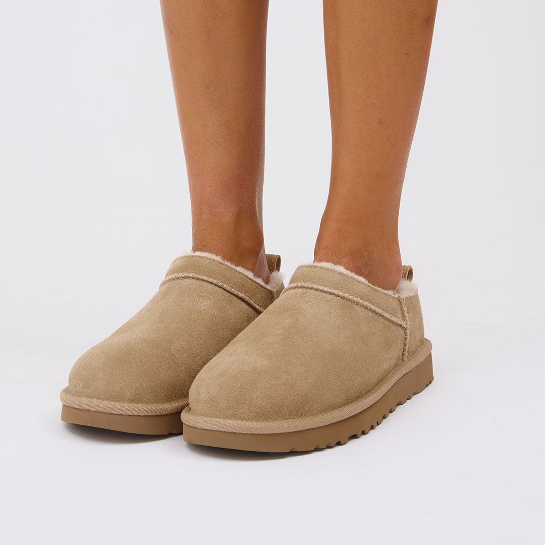 UGG Classic Micro, Sand - Albion Fit