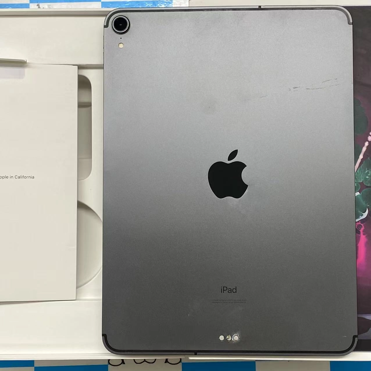 iPad Pro 11インチ 第1世代 au版SIMフリー 64GB MU0U2J/A A1934