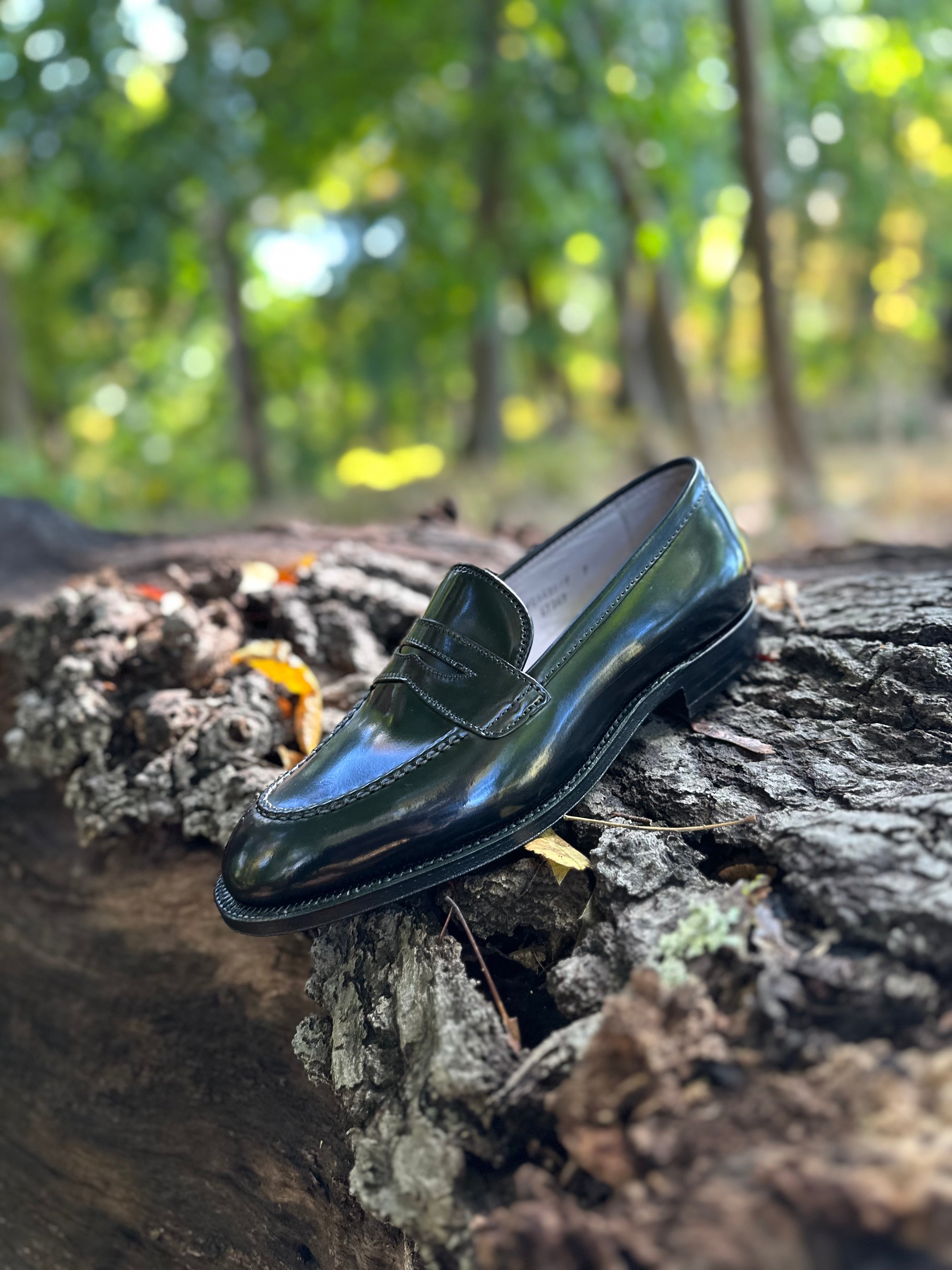 67269 - High Vamp Loafer in Black Shell Cordovan – ALDEN SHOES