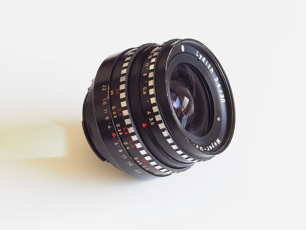 Better Than You Might Think: Meyer-Optik Görlitz Lydith 30mm F/3.5