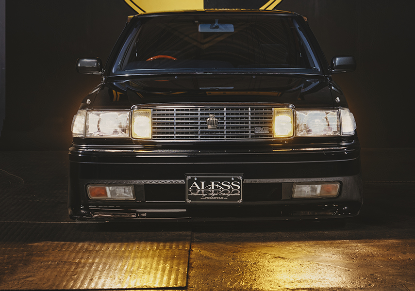 VIPSTYLE公認｜ファン垂涎の13クラウン インシュランス仕様！ - ALESS