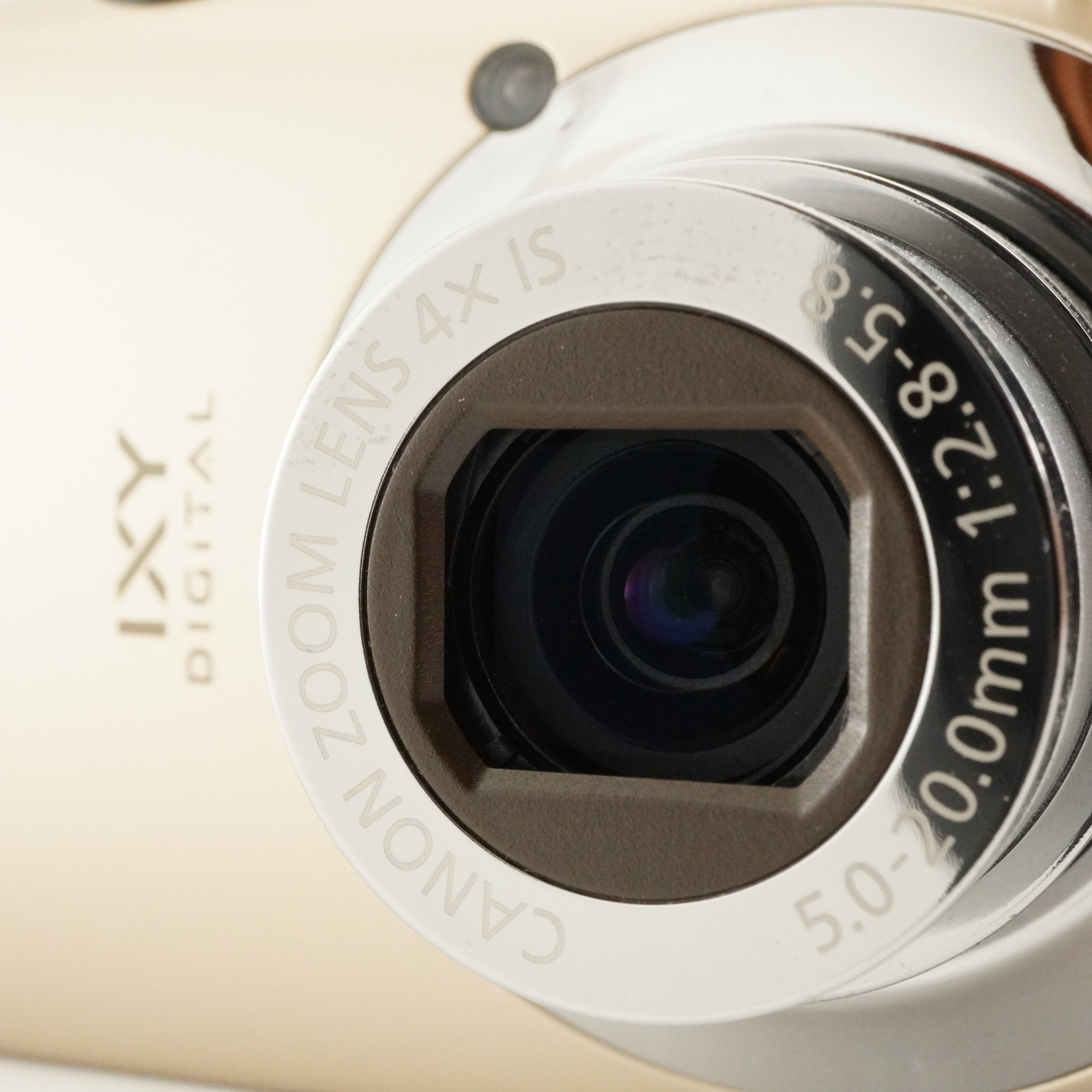 Canon IXY DIGITAL 510 IS Gold With 4GB SDHC Card Digital Camera