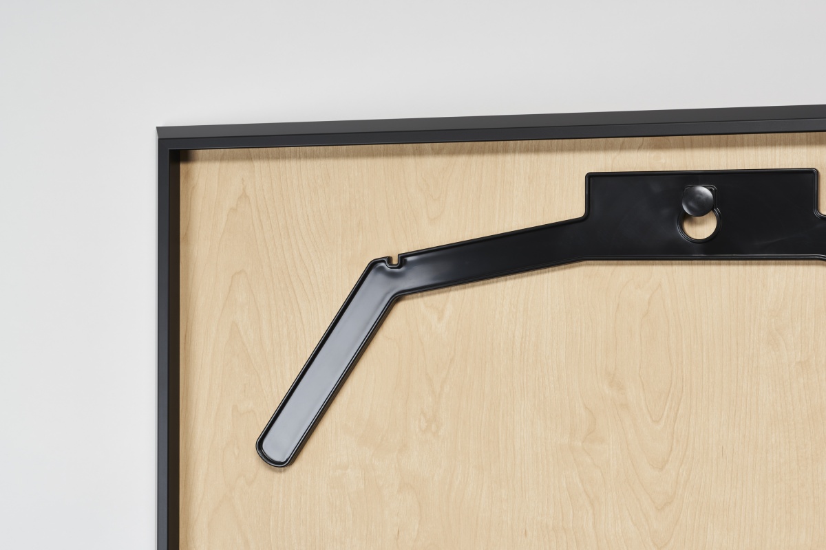 ユニフォームケース 「グルアール」 | 額縁メーカー 株式会社アルナ