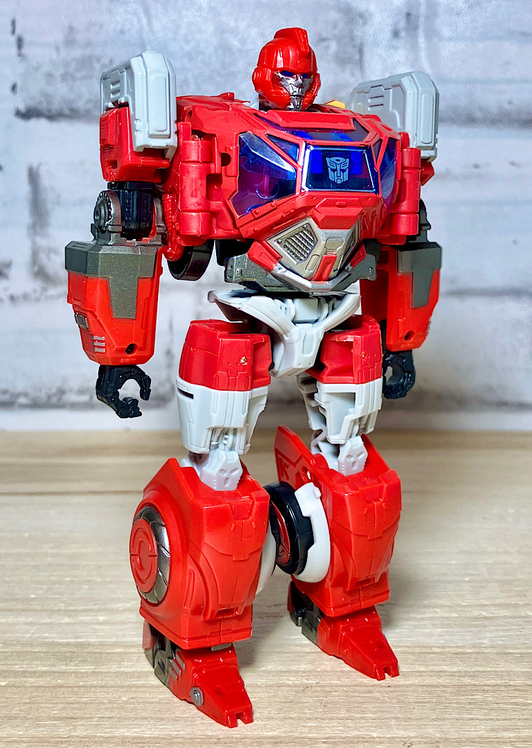 トランスフォーマースタジオシリーズ SS-87 アイアンハイド レビュー