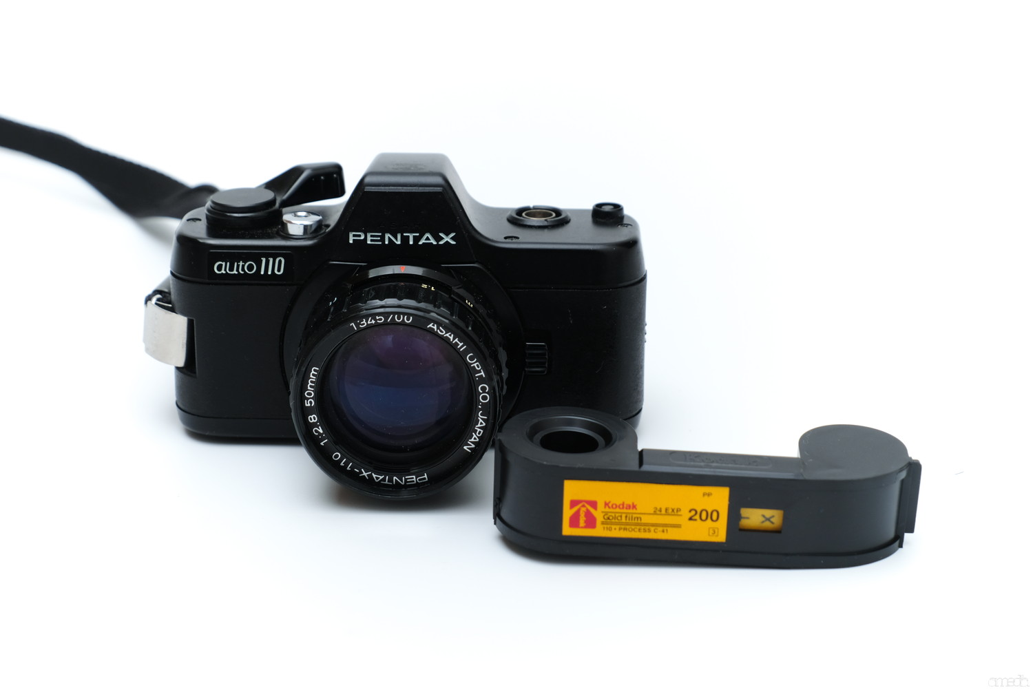 PENTAX auto110」がやってきた(実家からカメラ貰えるイベントが発生