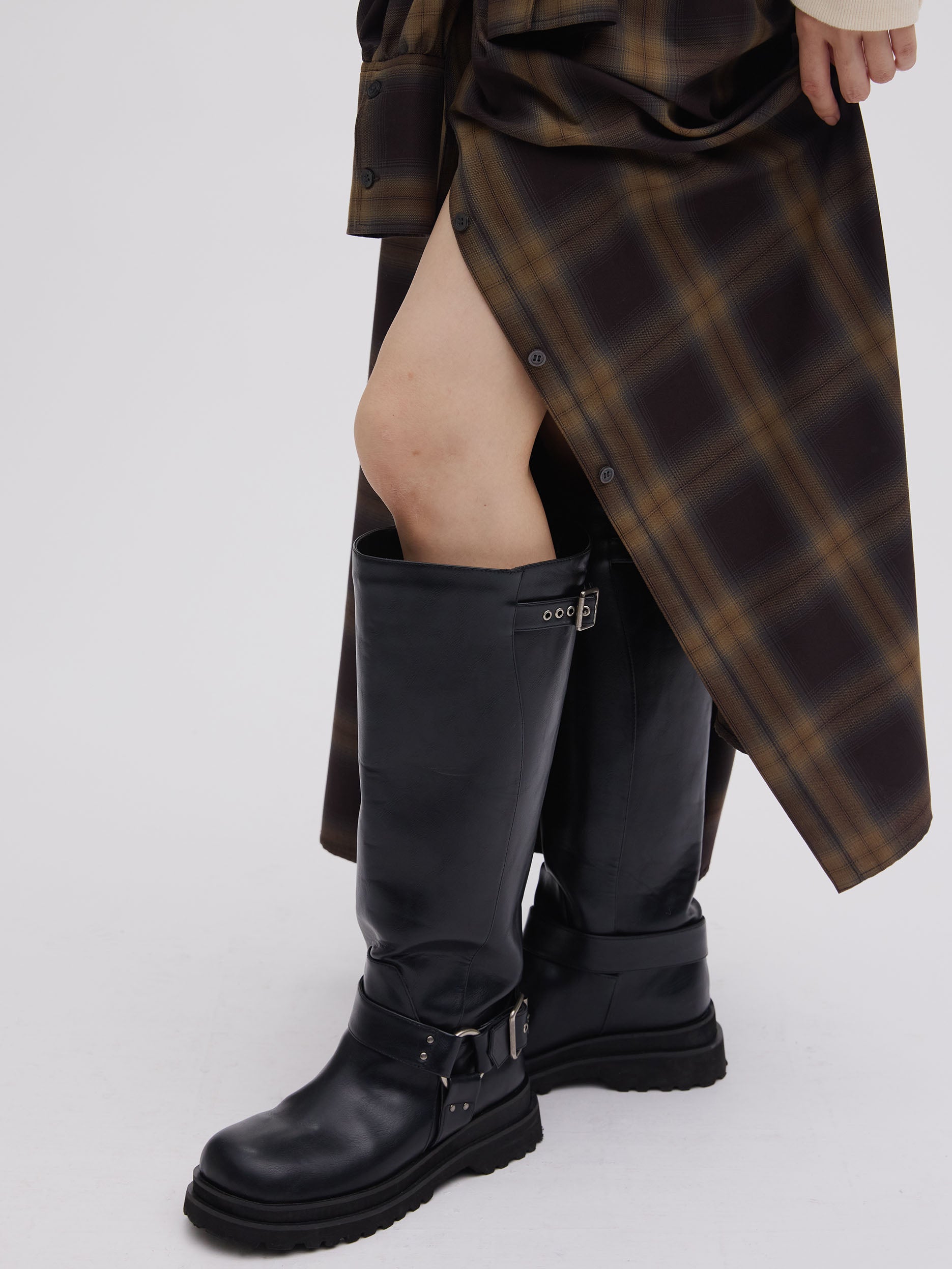 SIDE WAVE BUCKLE LONG BOOTS